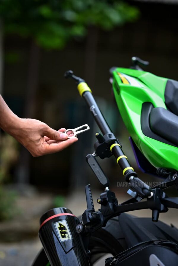 SMNU Telescopic Rod With Anti Theft Locking System